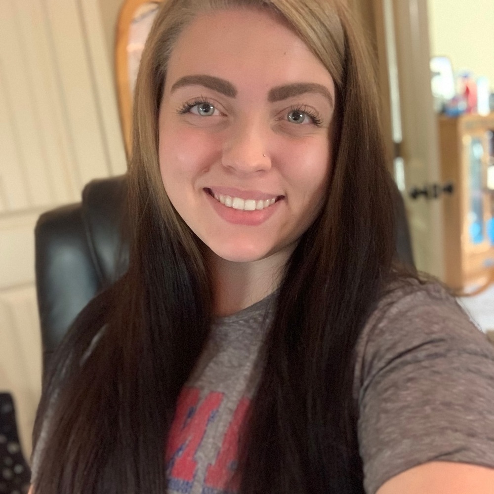 Meet your Posher, Alissa